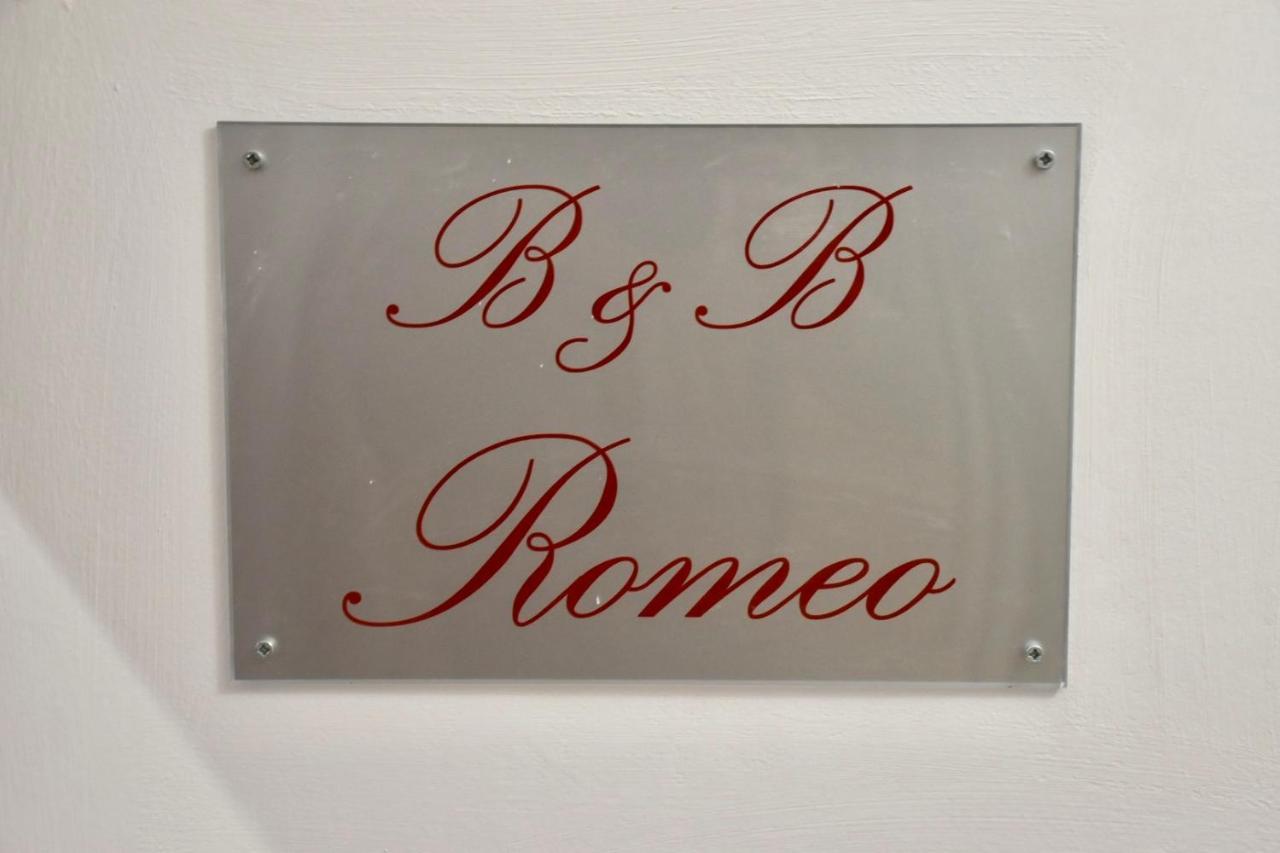B&B Romeo Бари Экстерьер фото